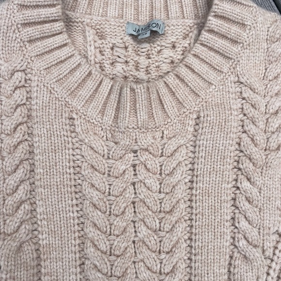 Women's Cable Knit Sweater - Cream - Picture 5 of 7